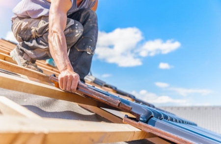 Comment planifier votre rénovation de toiture pour un résultat durable ?